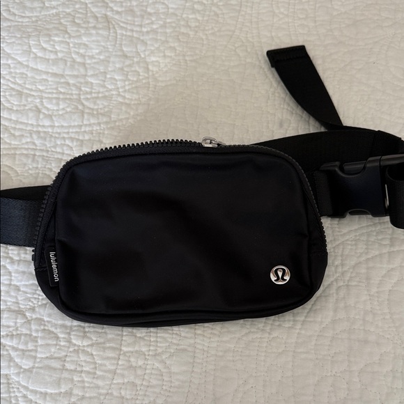 lululemon athletica Handbags - lululemon athletica Classic Black Belt Bag